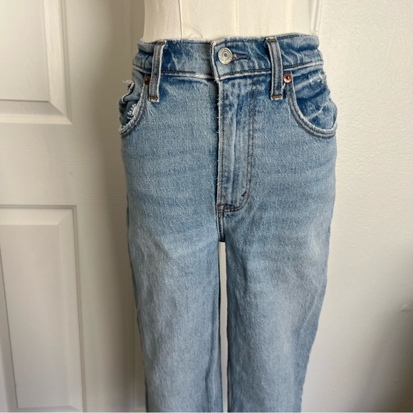 Abercrombie and Fitch the 90s ultra high-rise curve love jeans - Picture 4 of 6
